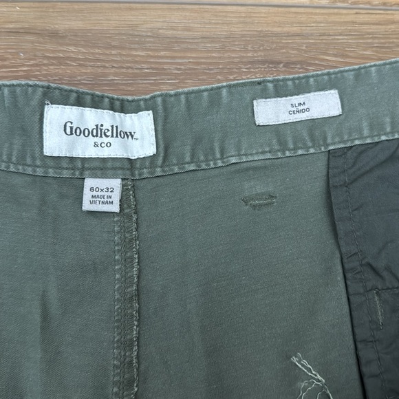 Goodfellow slim cargo pants. - Picture 2 of 4